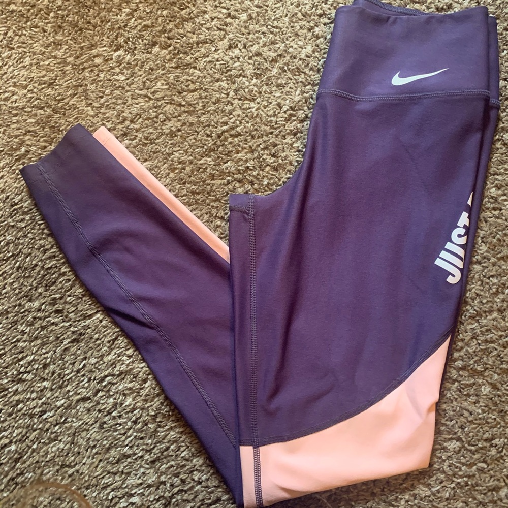 ‼️‼️SOLD‼️ NEW. Nike leggings